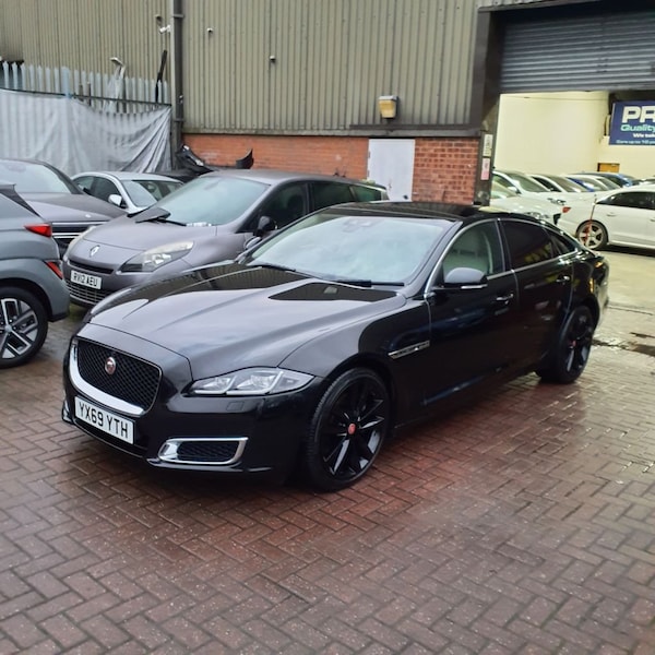 Used Jaguar XJ 2019 for sale - 72932139: Photo 3