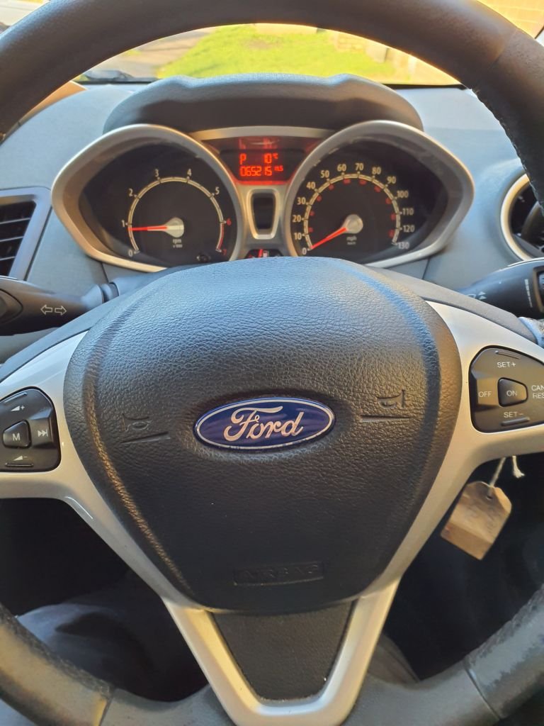 Used Ford Fiesta 2011 for sale - 77007409: Photo 15