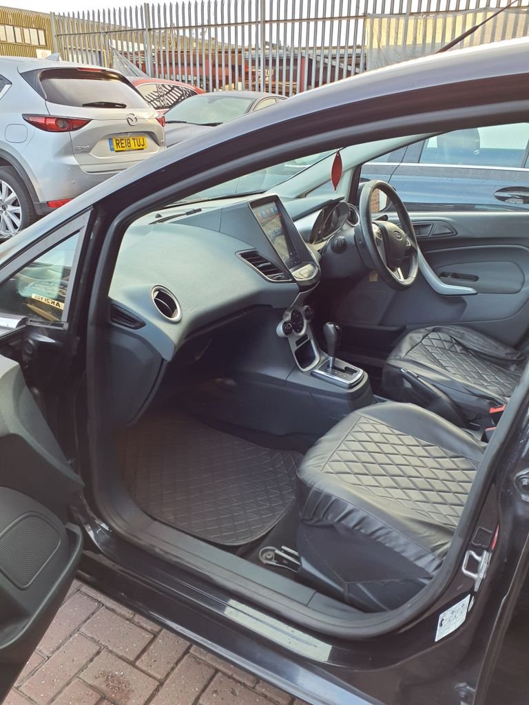 Used Ford Fiesta 2011 for sale - 77007409: Photo 5