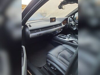 Used Audi Q7 2015 for sale - 77188290: Photo