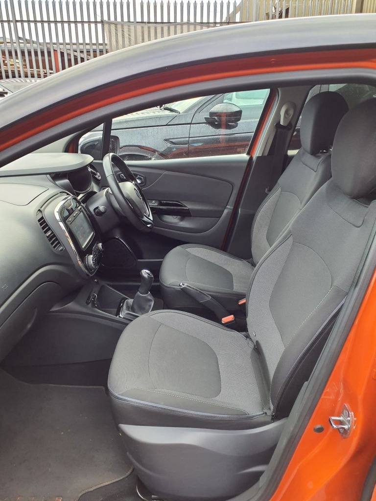 Used Renault Captur 2016 for sale - 76711003: Photo 4