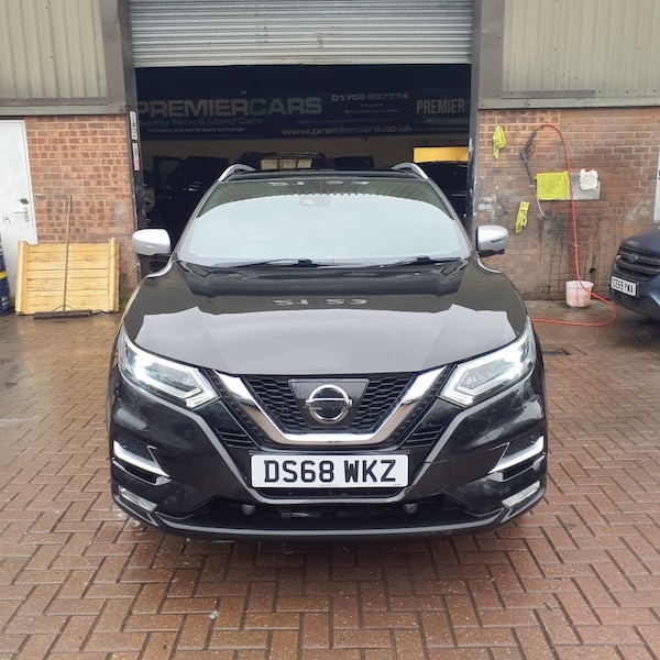 Used Nissan Qashqai 2018 for sale - 73180936: Photo 2