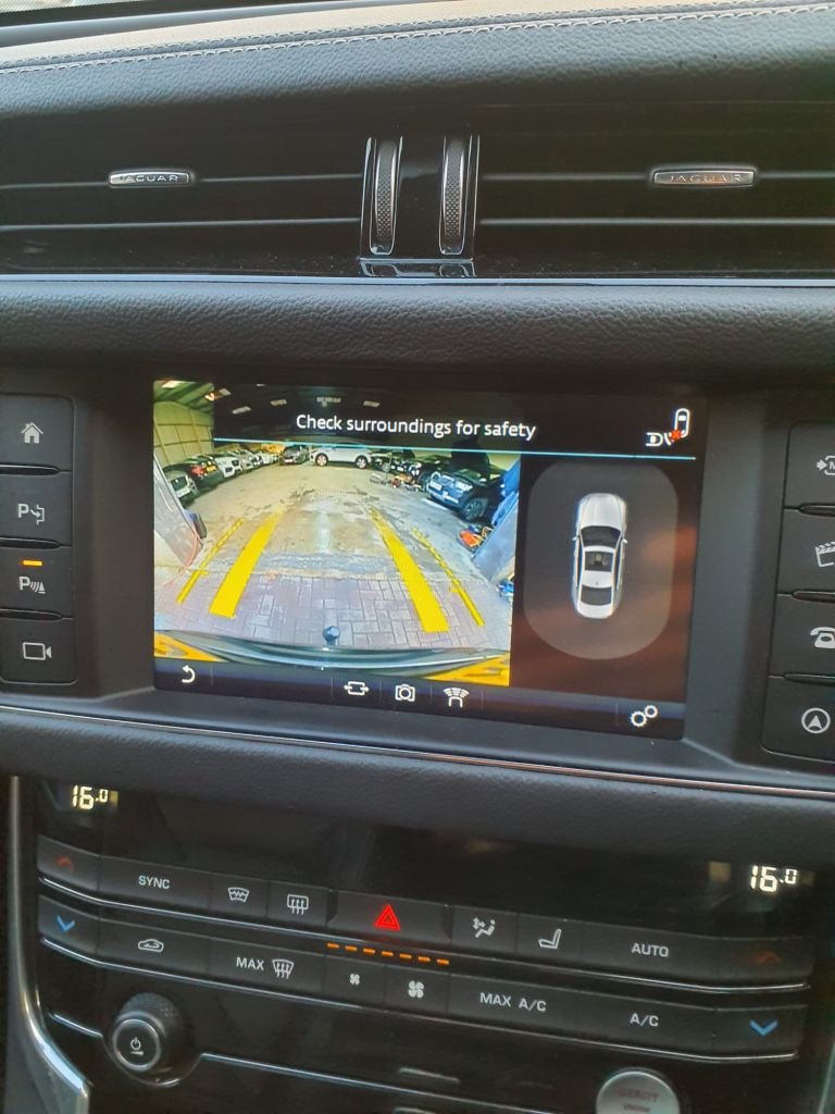 Used Jaguar XF 2016 for sale - 76784047: Photo 14