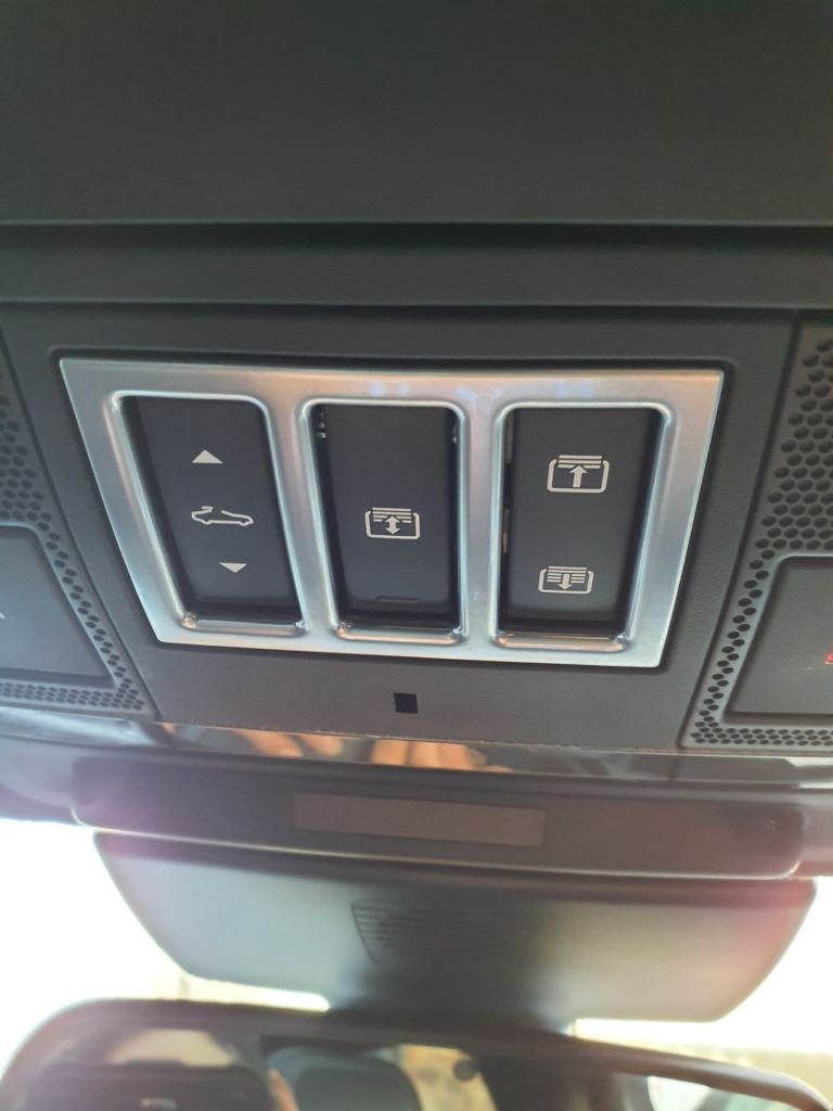 Used Jaguar XF 2016 for sale - 76784047: Photo 18