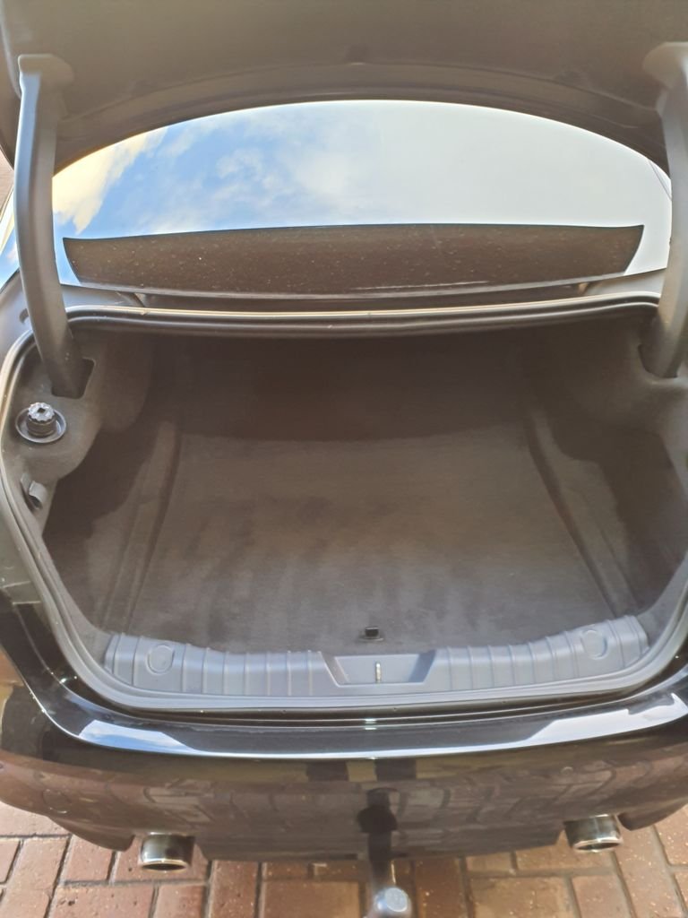 Used Jaguar XF 2016 for sale - 76784047: Photo 8