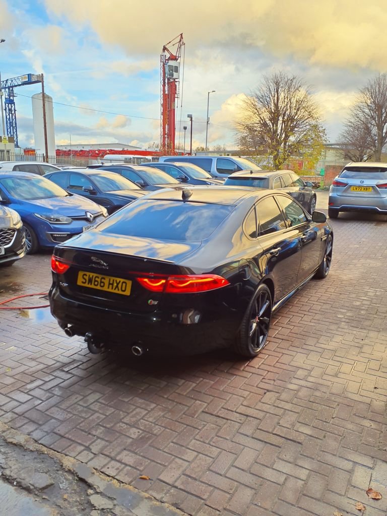 Used Jaguar XF 2016 for sale - 76784047: Photo 9