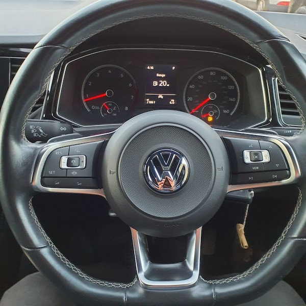 Used Volkswagen T-Roc 2021 for sale - 74795286: Photo 12