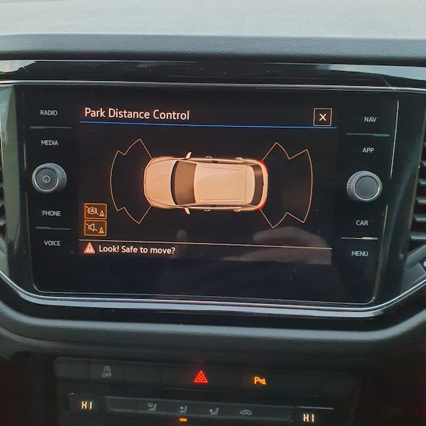 Used Volkswagen T-Roc 2021 for sale - 74795286: Photo 14