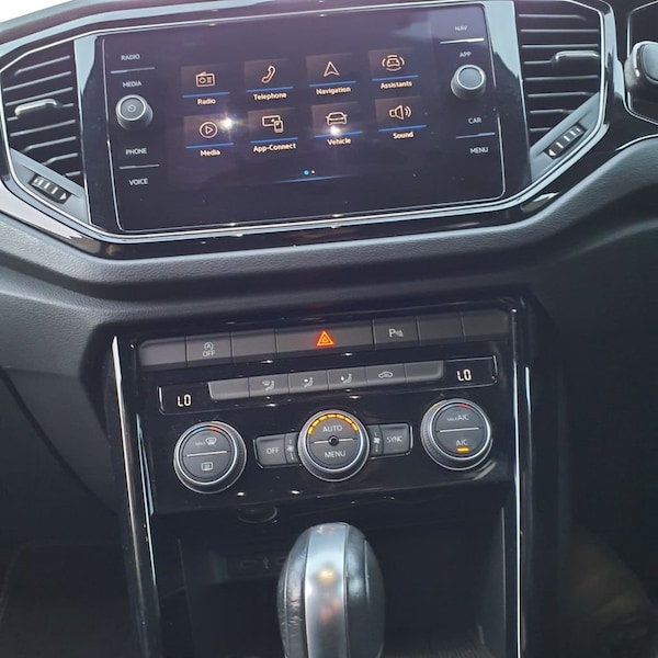 Used Volkswagen T-Roc 2021 for sale - 74795286: Photo 15