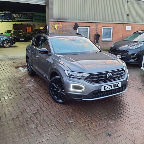 Used Volkswagen T-Roc 2021 for sale - 74795286: Photo 1