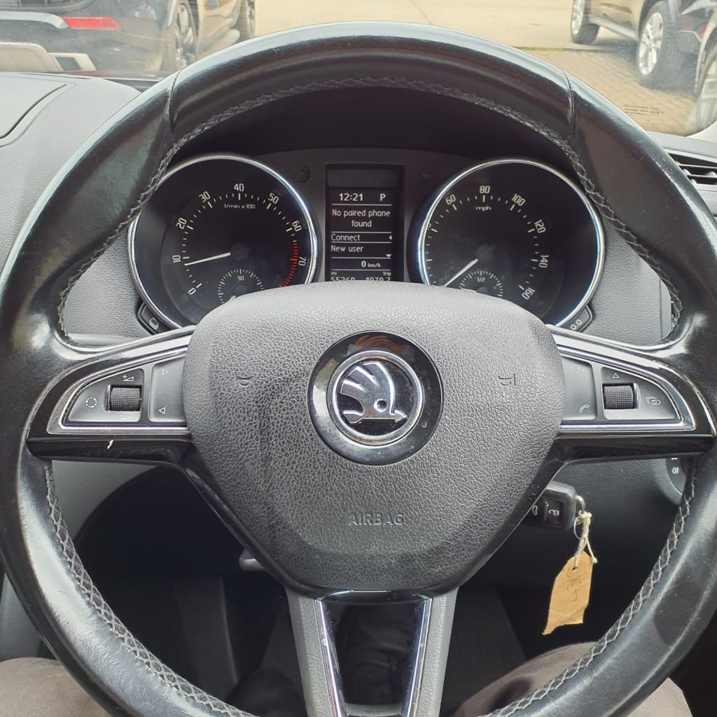 Used Skoda Yeti 2014 for sale - 75830817: Photo 12