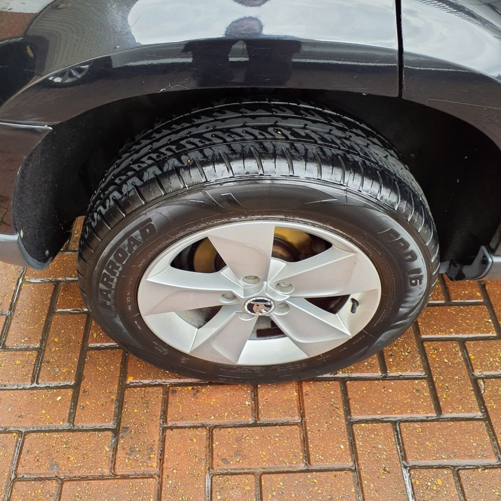 Used Skoda Yeti 2014 for sale - 75830817: Photo 17
