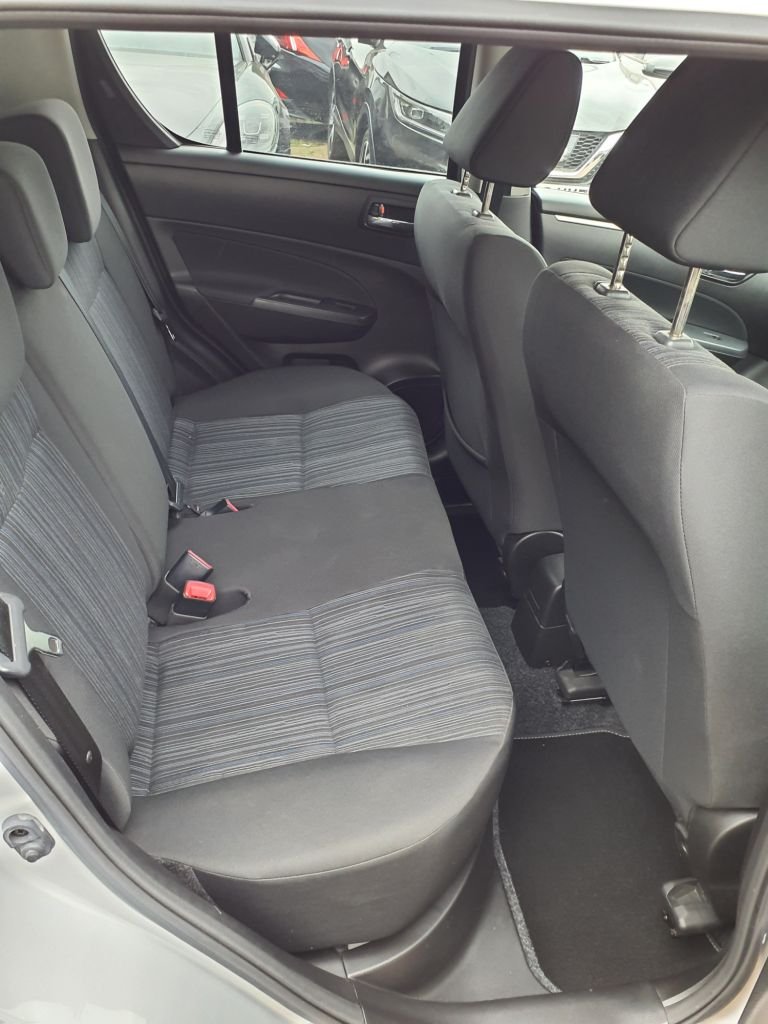 Used Suzuki Swift 2014 for sale - 76018830: Photo 10