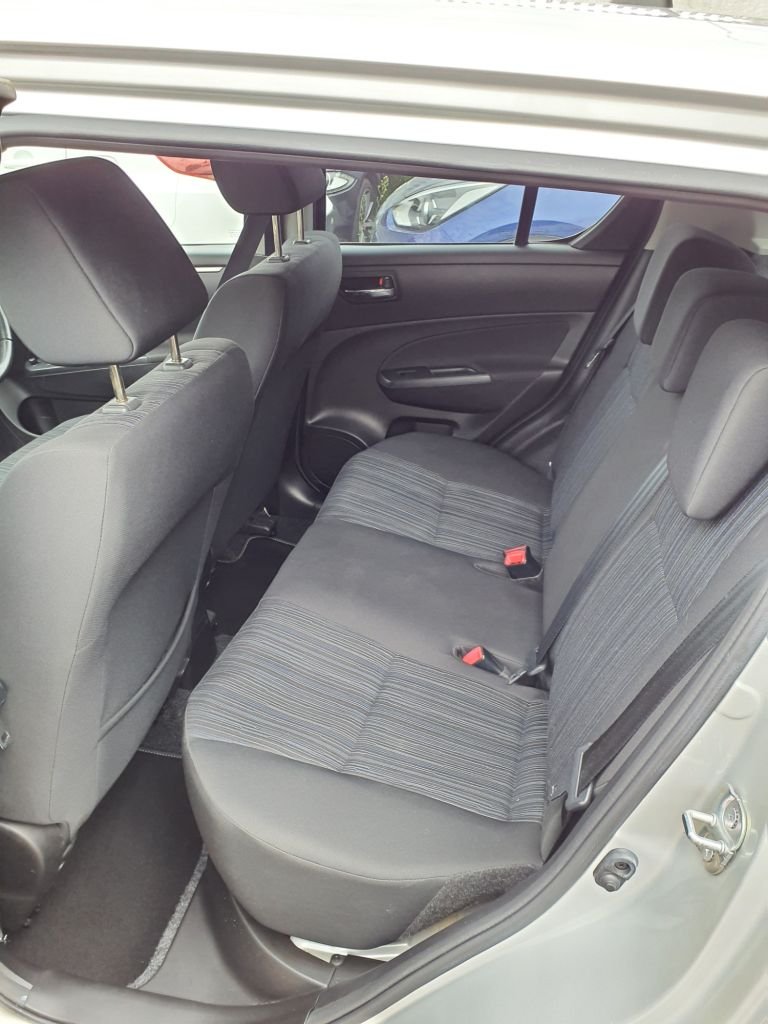 Used Suzuki Swift 2014 for sale - 76018830: Photo 5
