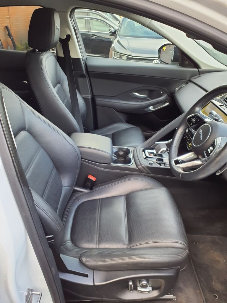 Used Jaguar E-Pace 2021 for sale - 76368108: Photo 11