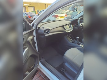 Used Vauxhall Grandland X 2018 for sale - 76439262: Photo
