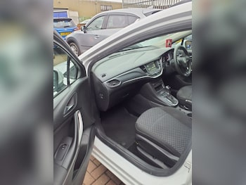 Used Vauxhall Astra 2019 for sale - 77356648: Photo