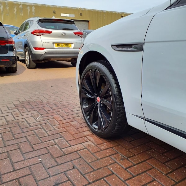 Used Jaguar F-Pace 2017 for sale - 75527693: Photo 19