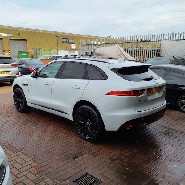 Used Jaguar F-Pace 2017 for sale - 75527693: Photo 6
