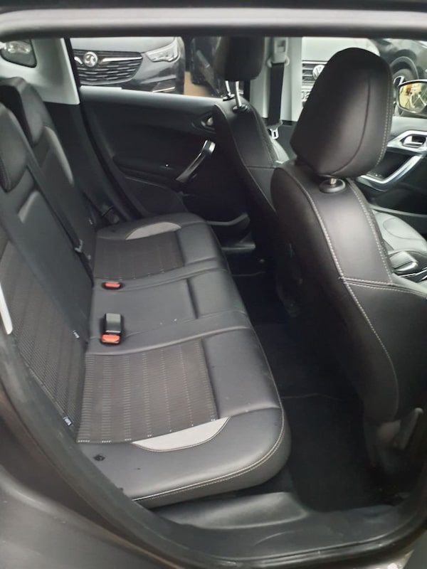 Used Peugeot 2008 2017 for sale - 76291588: Photo 11
