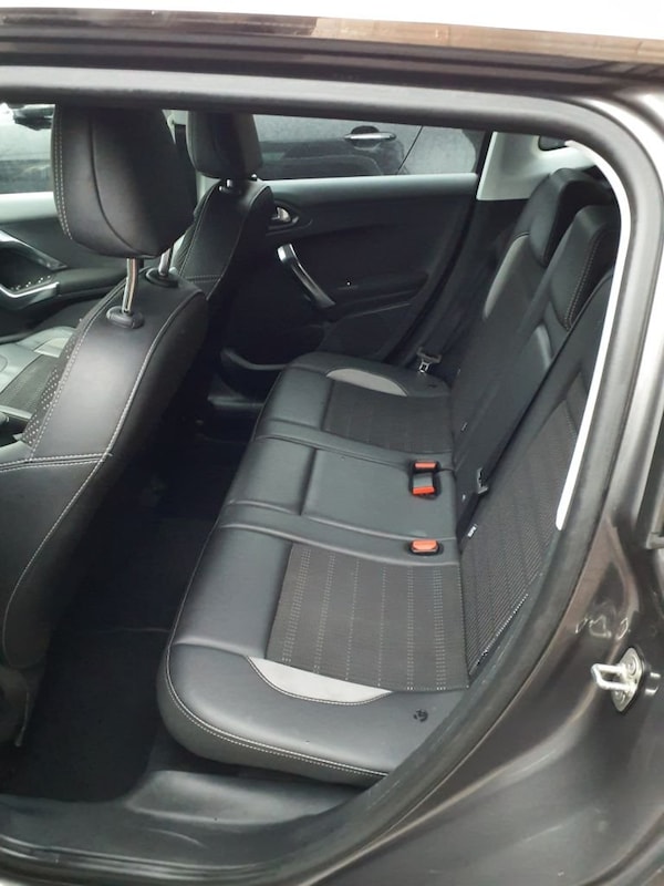 Used Peugeot 2008 2017 for sale - 76291588: Photo 6