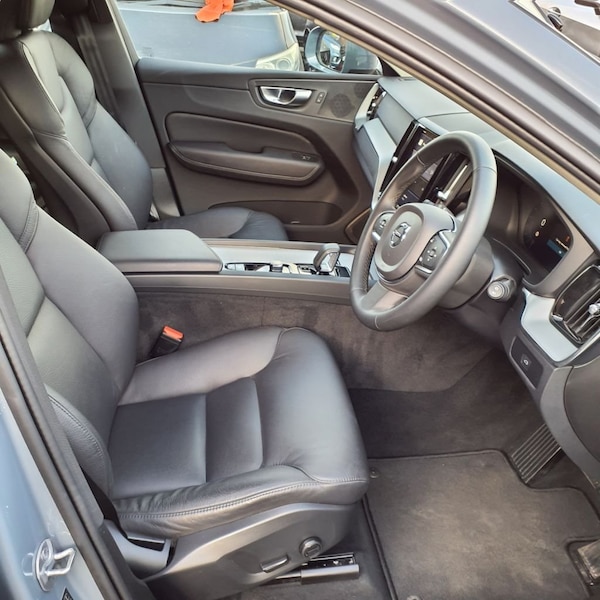 Used Volvo XC60 2023 for sale - 72910792: Photo 11