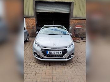 Used Peugeot 208 2018 for sale - 79598647: Photo