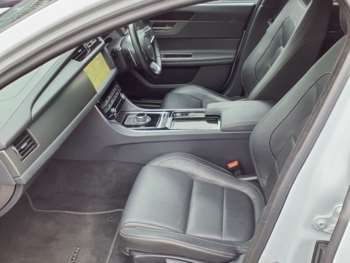 Used Jaguar XF 2020 for sale - 71097384: Photo