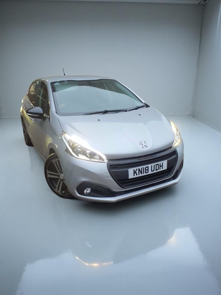 Used Peugeot 208 2018 for sale - 76430080: Photo 1