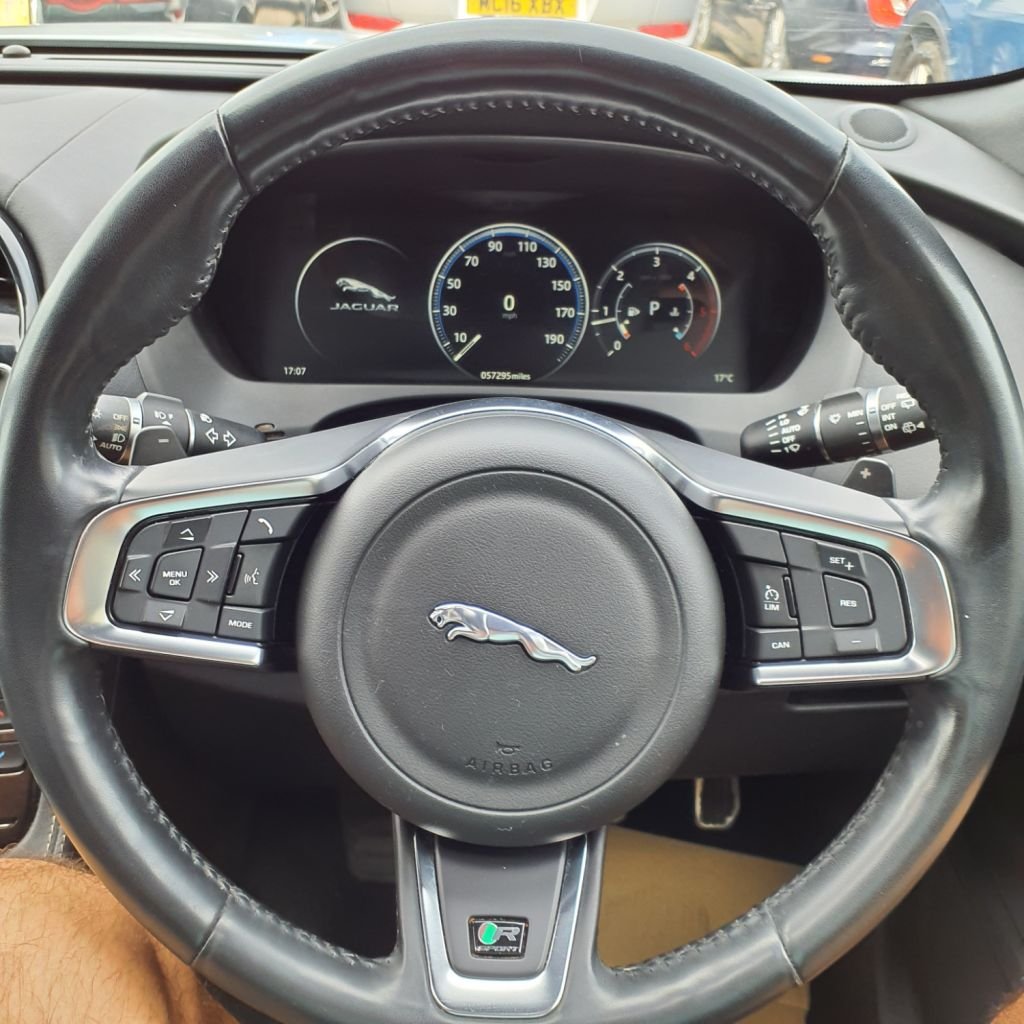 Used Jaguar F-Pace 2017 for sale - 77477755: Photo 12