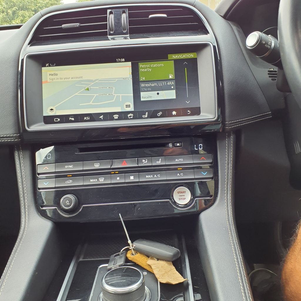 Used Jaguar F-Pace 2017 for sale - 77477755: Photo 16