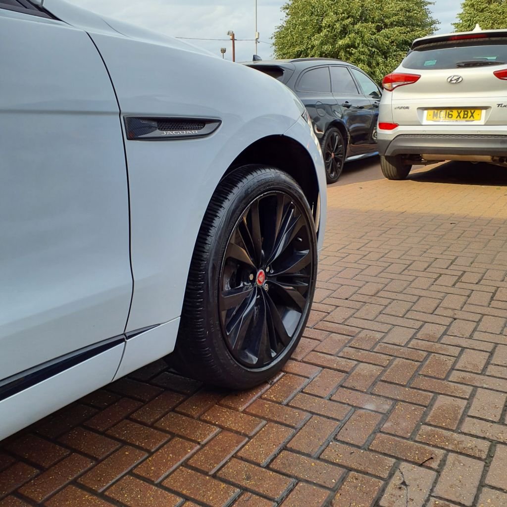 Used Jaguar F-Pace 2017 for sale - 77477755: Photo 18