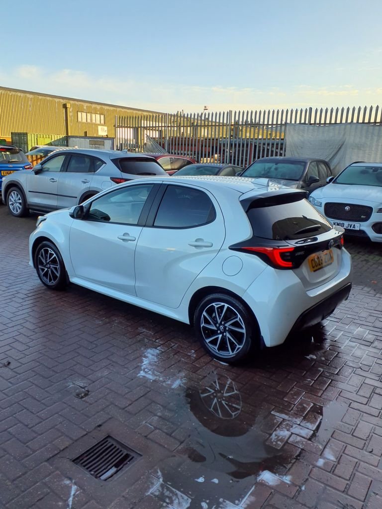 Used Toyota Yaris 2023 for sale - 77038276: Photo 6