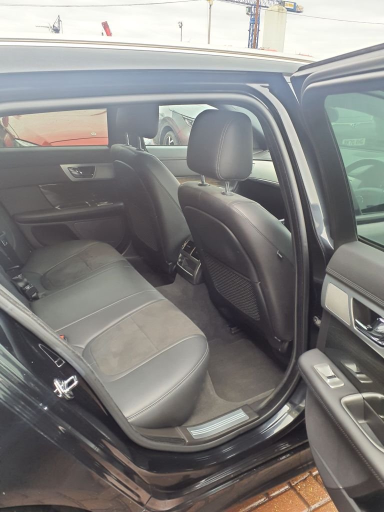 Used Jaguar XF 2015 for sale - 76883474: Photo 12