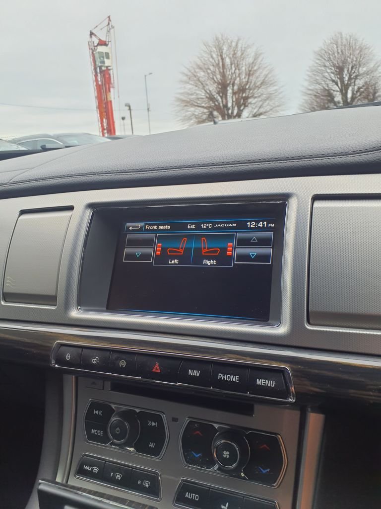 Used Jaguar XF 2015 for sale - 76883474: Photo 19