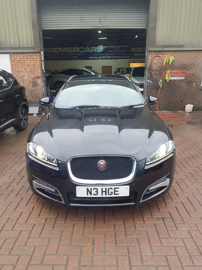 Used Jaguar XF 2015 for sale - 76883474: Photo 2