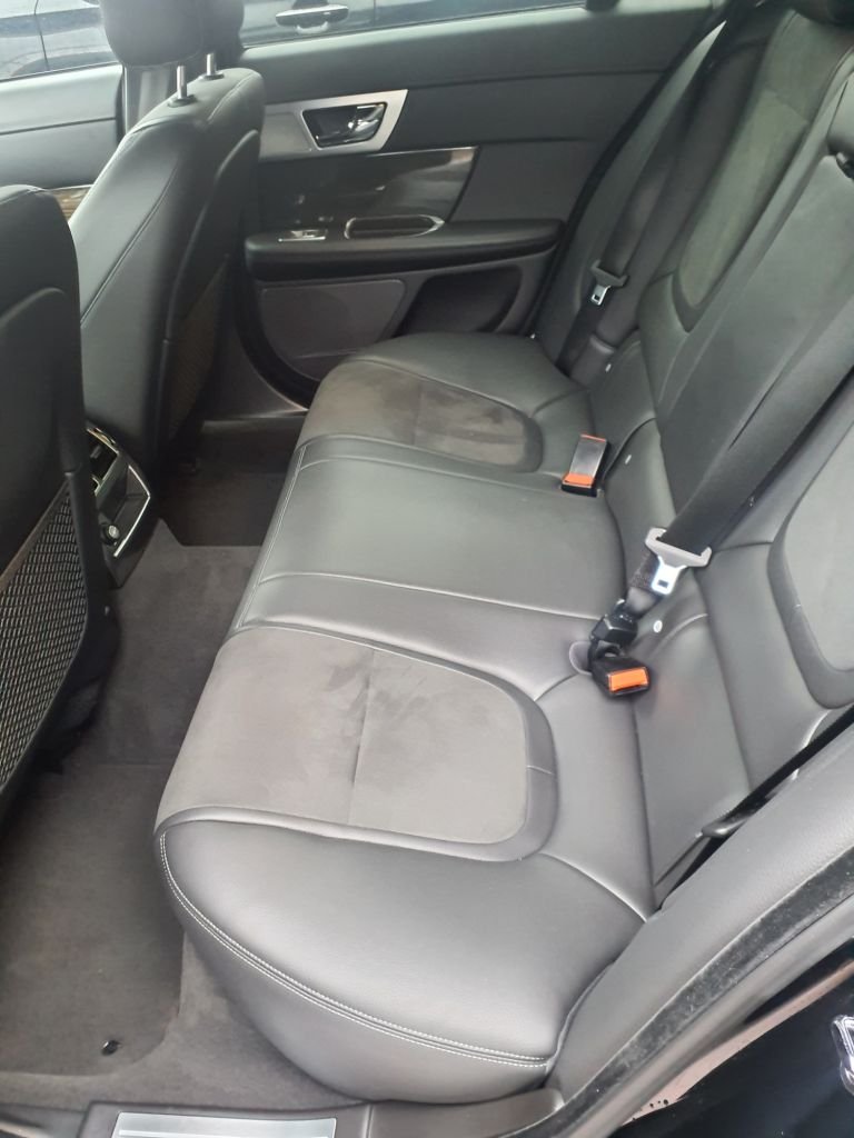 Used Jaguar XF 2015 for sale - 76883474: Photo 6