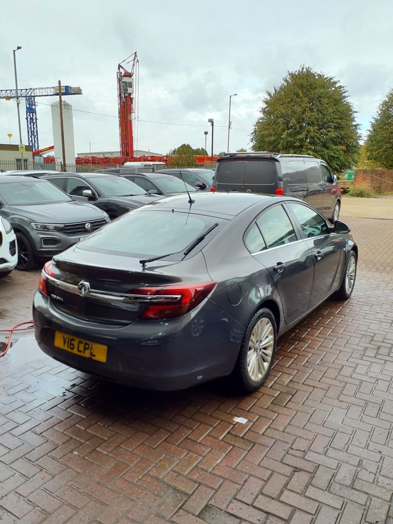 Used Vauxhall Insignia 2015 for sale - 76368116: Photo 9