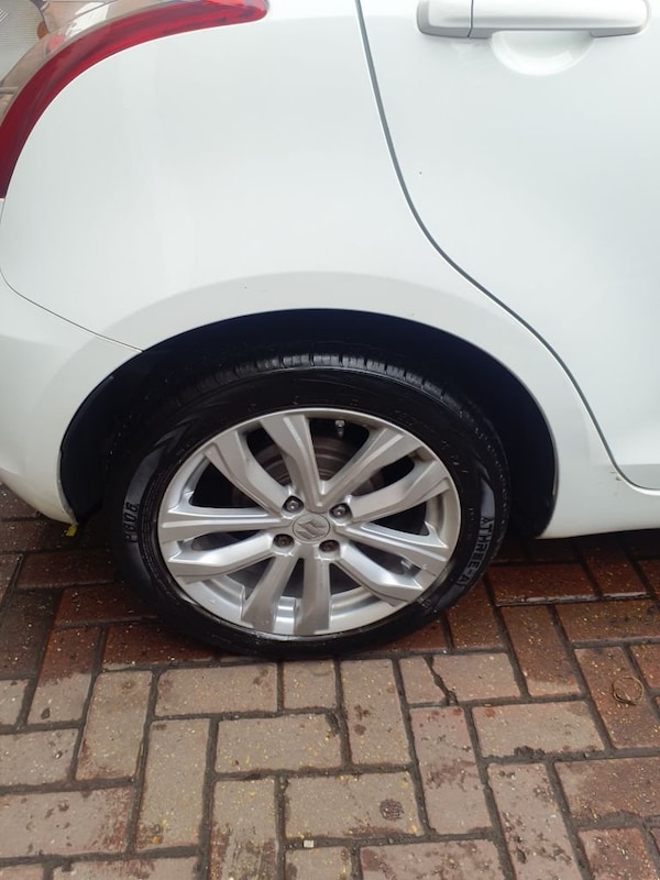 Used Suzuki Swift 2015 for sale - 76210726: Photo 18