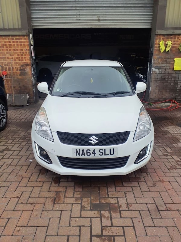 Used Suzuki Swift 2015 for sale - 76210726: Photo 2