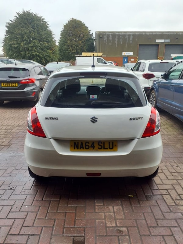 Used Suzuki Swift 2015 for sale - 76210726: Photo 7