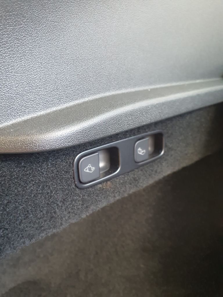 Used Tesla Model Y 2024 for sale - 76582060: Photo 11