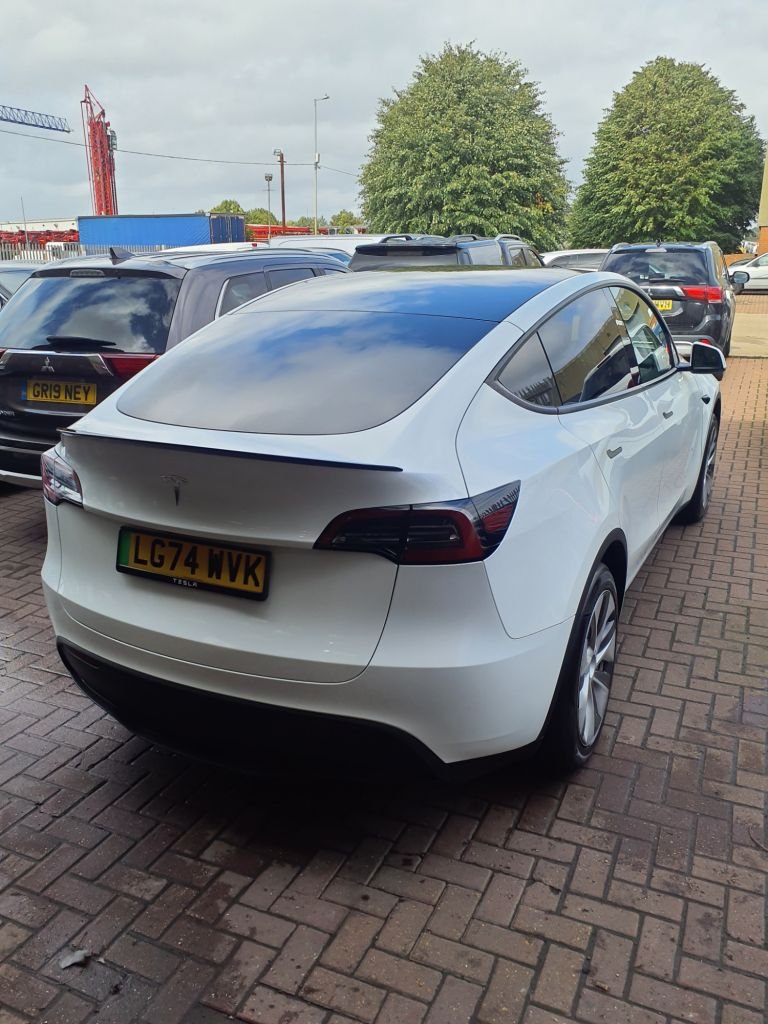Used Tesla Model Y 2024 for sale - 76582060: Photo 14