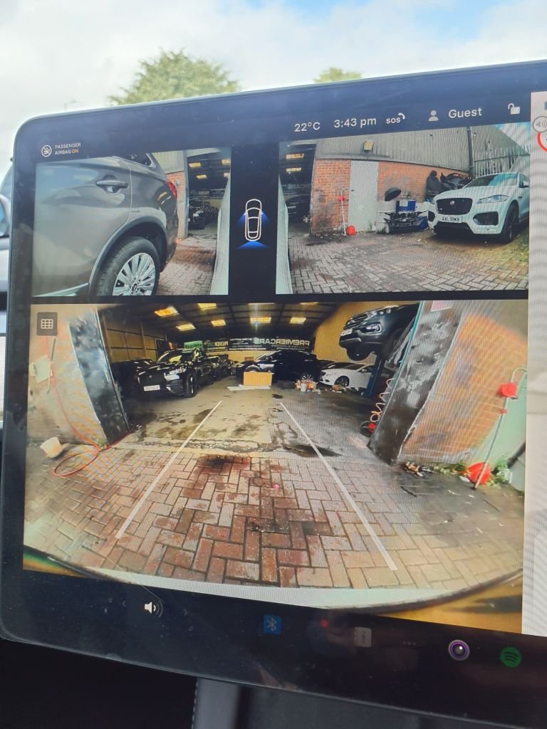 Used Tesla Model Y 2024 for sale - 76582060: Photo 26