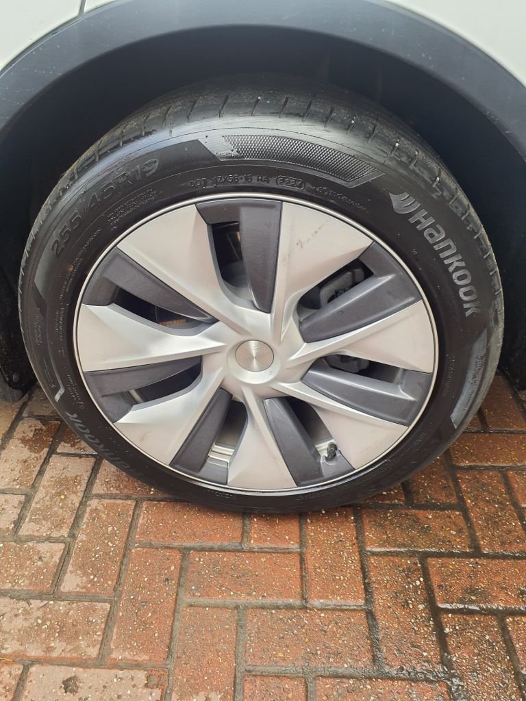 Used Tesla Model Y 2024 for sale - 76582060: Photo 31