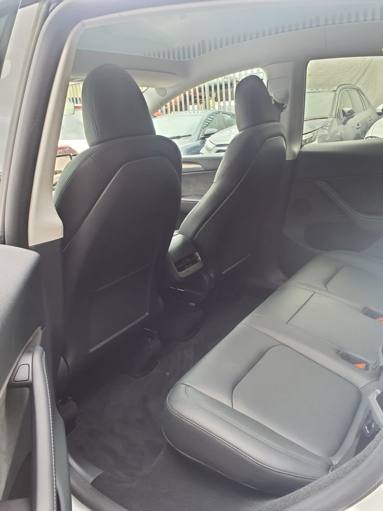 Used Tesla Model Y 2024 for sale - 76582060: Photo 5