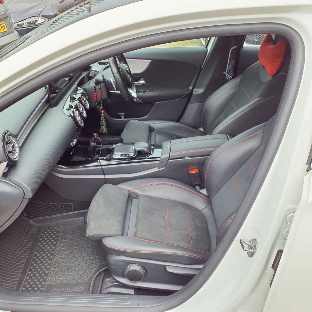 Used Mercedes-Benz A-Class 2019 for sale - 76323257: Photo 4