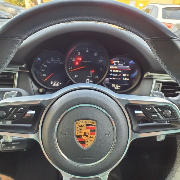 Used Porsche Macan 2018 for sale - 72367833: Photo 16