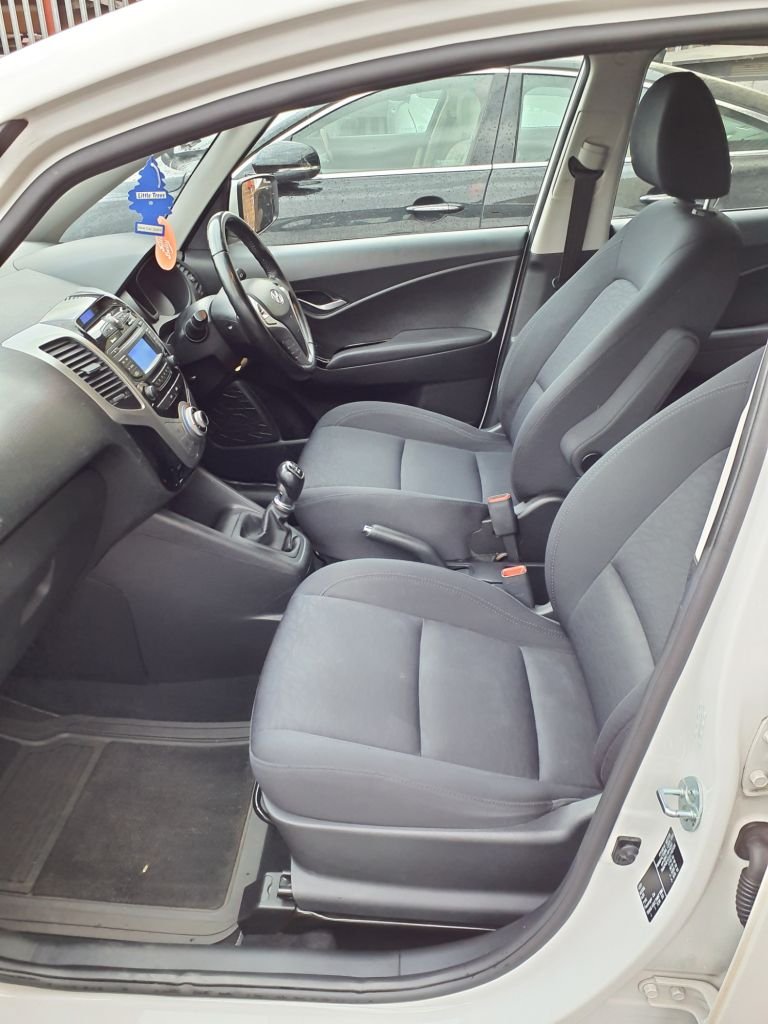 Used Hyundai Ix20 2014 for sale - 76304063: Photo 4