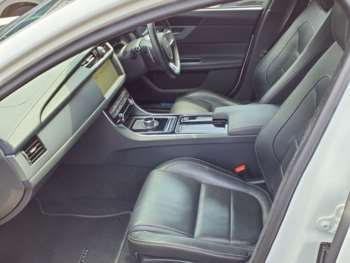 Used Jaguar XF 2019 for sale - 74607241: Photo